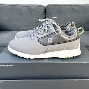 FootJoy Gray and Black Athletic Shoes for Performance